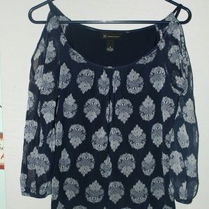 International Concepts Blouse Size M Coldshoulder
